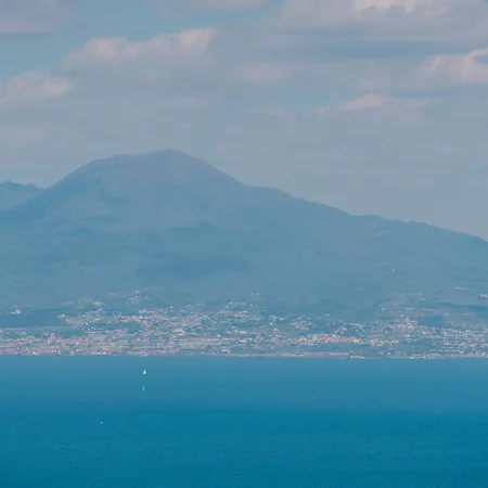 بيت ضيافة Relais S Francesco سورينتو